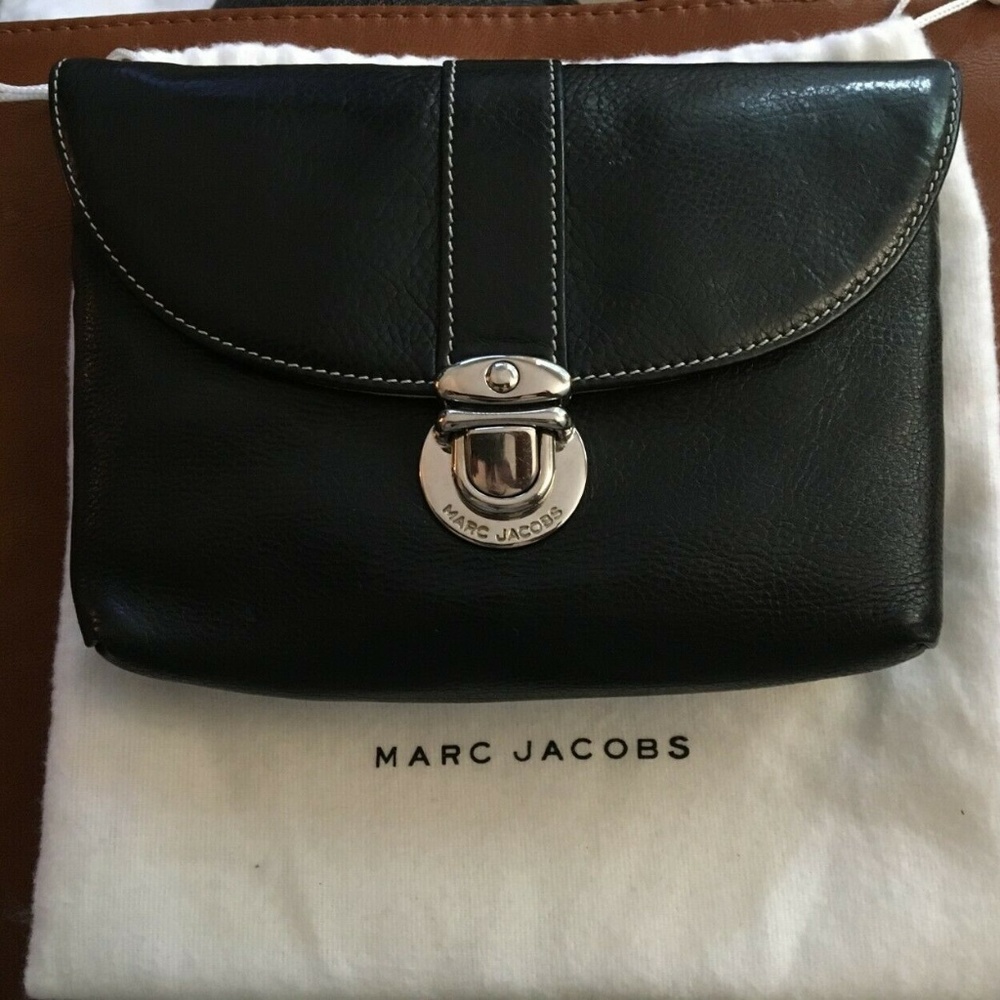 Marc Jacobs make up pouch - 2 for 1!!